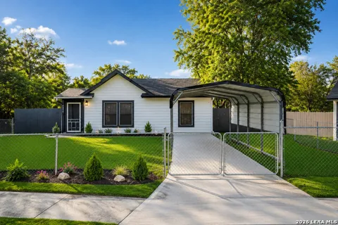 6602 Swiss Oaks