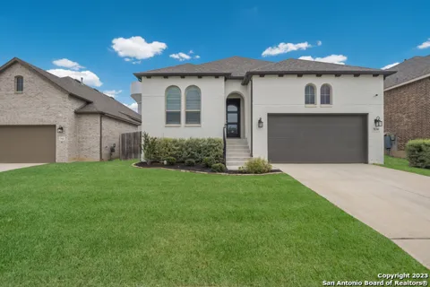 3138 Stokesay Park
