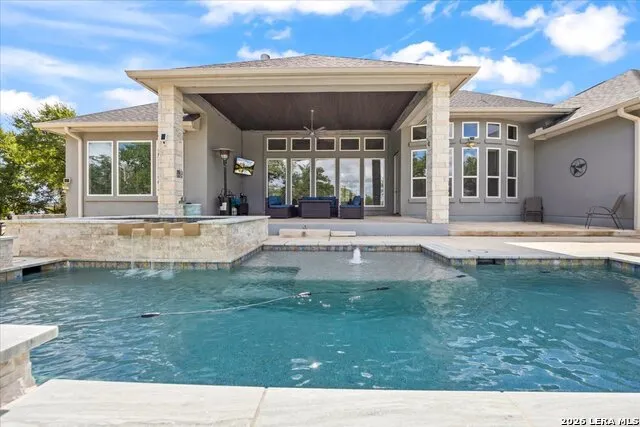 292 SCENIC CYN New Braunfels, TX 78132