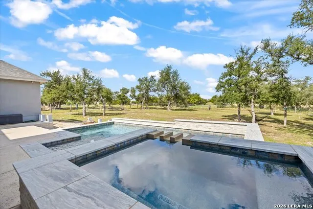 292 SCENIC CYN New Braunfels, TX 78132