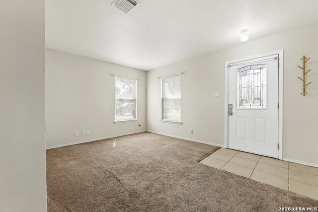 372 COPPER HILL DR New Braunfels, TX 78130