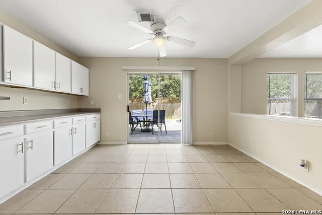 372 COPPER HILL DR New Braunfels, TX 78130