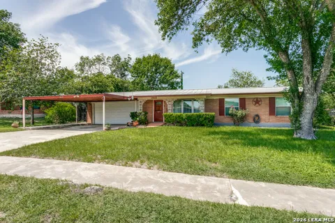 363 E Rampart