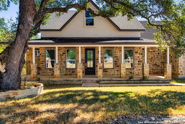 310 shayla Canyon Lake, TX 78133