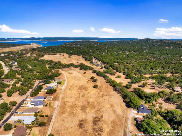 310 shayla Canyon Lake, TX 78133