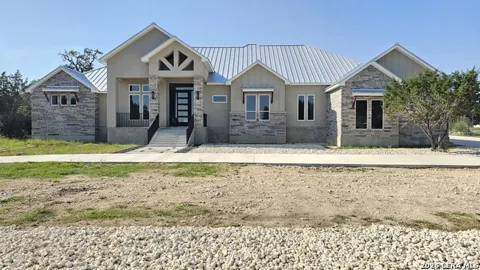612 Cross Oak