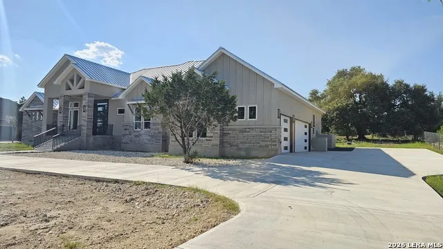 612 Cross Oak New Braunfels, TX 78132