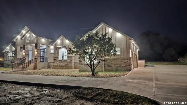 612 Cross Oak New Braunfels, TX 78132