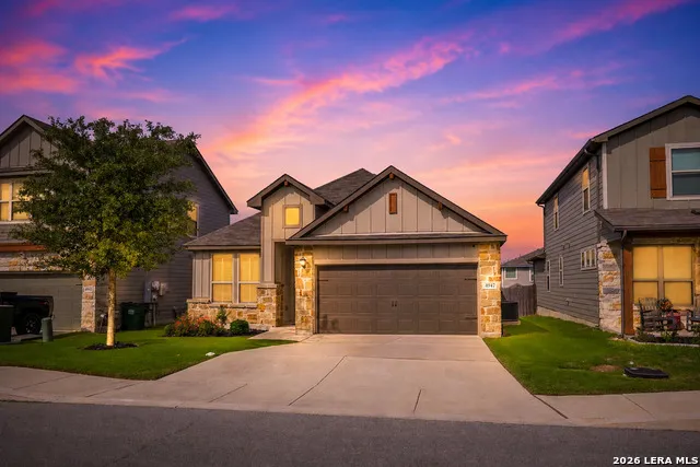 4947 RANAHAN PASS St Hedwig, TX 78152