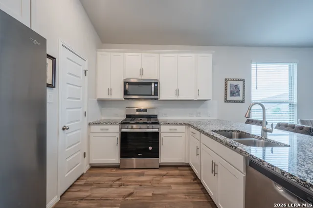 4947 RANAHAN PASS St Hedwig, TX 78152