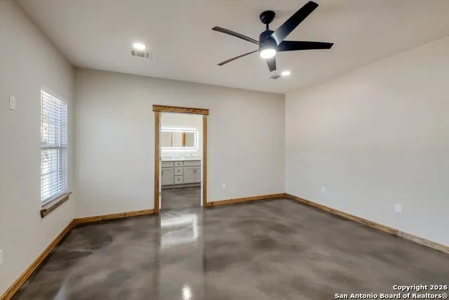 237 Hopi Trail Bandera, TX 78003