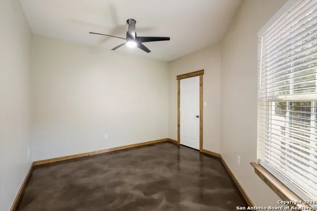 237 Hopi Trail Bandera, TX 78003