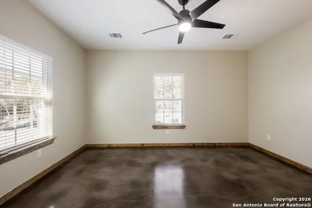 237 Hopi Trail Bandera, TX 78003