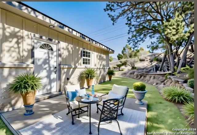 237 Hopi Trail Bandera, TX 78003