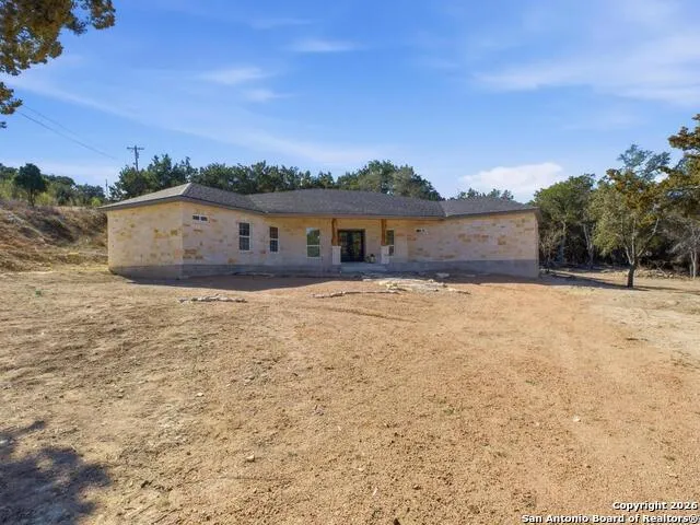 237 Hopi Trail Bandera, TX 78003
