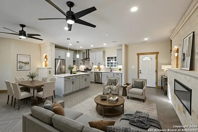 237 Hopi Trail Bandera, TX 78003