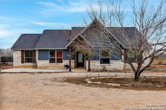 8400 West FM 140 Charlotte, TX 78011