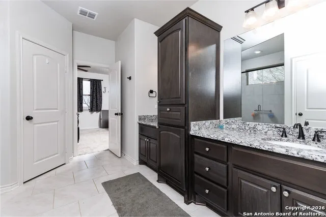 8400 West FM 140 Charlotte, TX 78011
