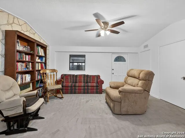 166 Lovera Blvd San Antonio, TX 78212