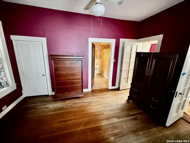 134 W AGARITA AVE San Antonio, TX 78212