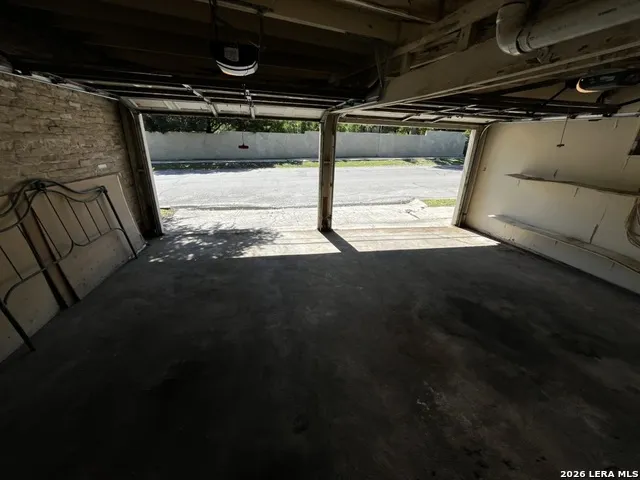 134 W AGARITA AVE San Antonio, TX 78212