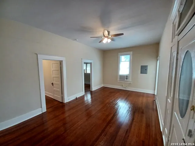 134 W AGARITA AVE San Antonio, TX 78212
