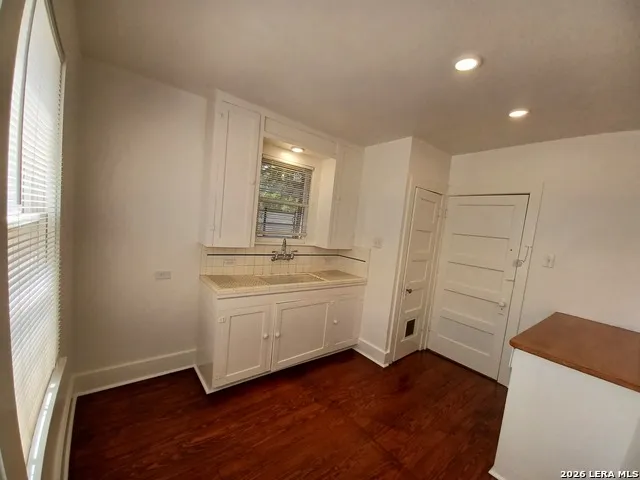 134 W AGARITA AVE San Antonio, TX 78212