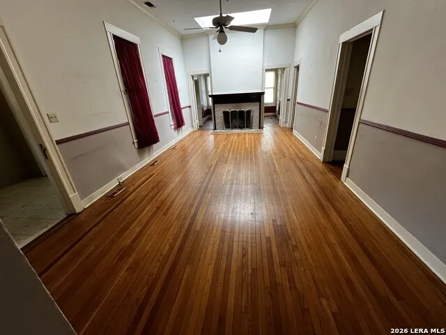 134 W AGARITA AVE San Antonio, TX 78212