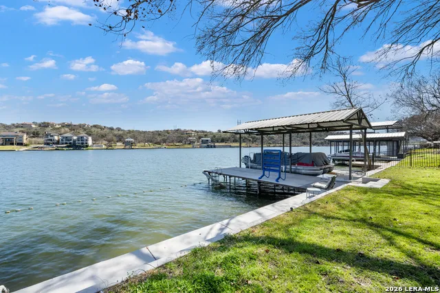 1001 Lakeshore Marble Falls, TX 78654