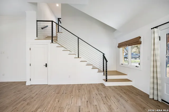 1001 Lakeshore Marble Falls, TX 78654