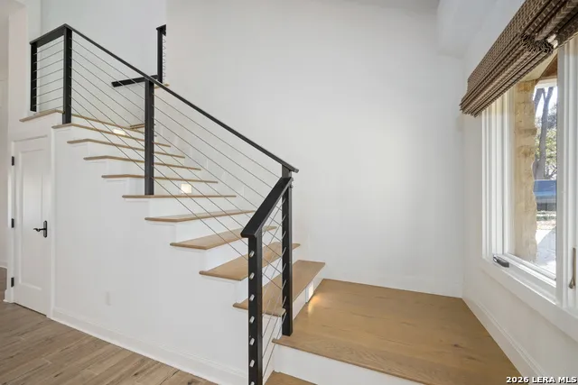 1001 Lakeshore Marble Falls, TX 78654
