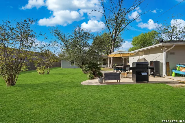 357 TUTTLE RD Terrell Hills, TX 78209