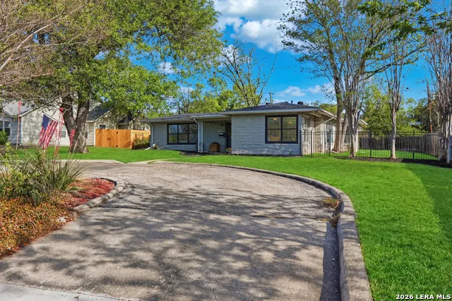 357 TUTTLE RD Terrell Hills, TX 78209