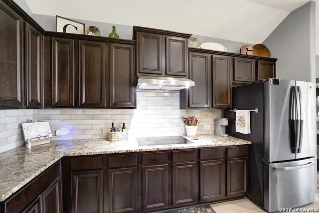 109 Grandview Floresville, TX 78114