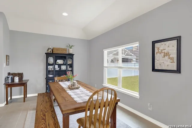 109 Grandview Floresville, TX 78114