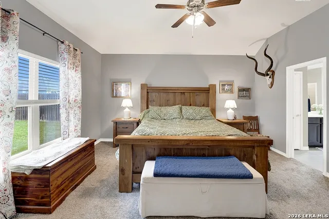 109 Grandview Floresville, TX 78114