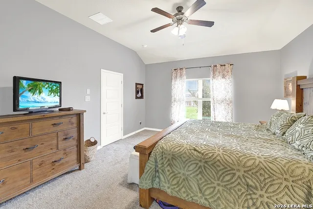 109 Grandview Floresville, TX 78114