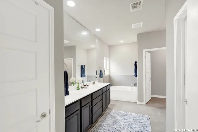 109 Grandview Floresville, TX 78114