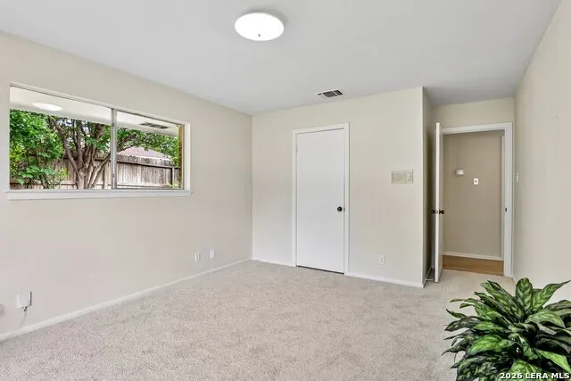 211 CHATTINGTON CT Castle Hills, TX 78213