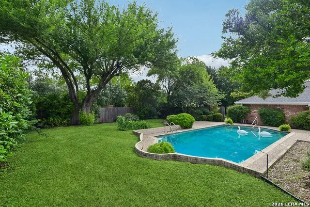 211 CHATTINGTON CT Castle Hills, TX 78213