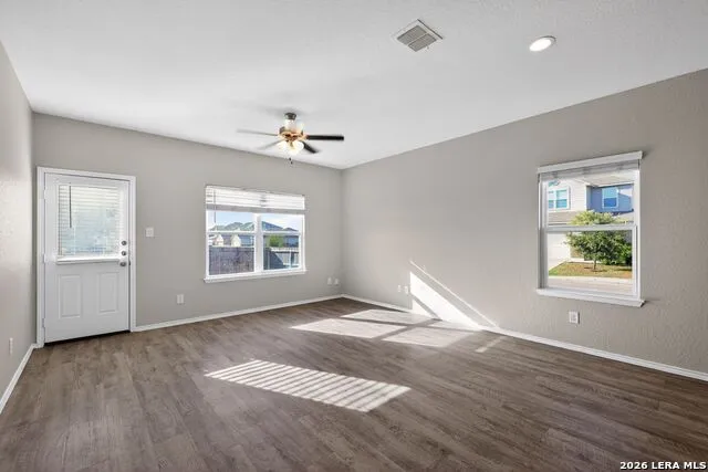12904 Cicely St Hedwig, TX 78152