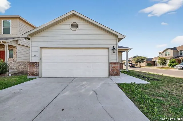 12904 Cicely St Hedwig, TX 78152