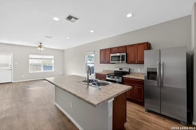 12904 Cicely St Hedwig, TX 78152