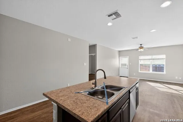 12904 Cicely St Hedwig, TX 78152