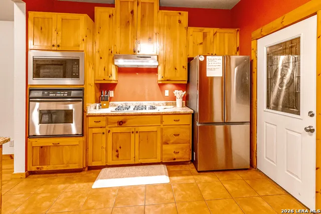 201 Brinkoeter St Poth, TX 78147