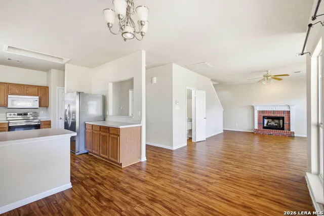 8631 Branch Hollow Universal City, TX 78148