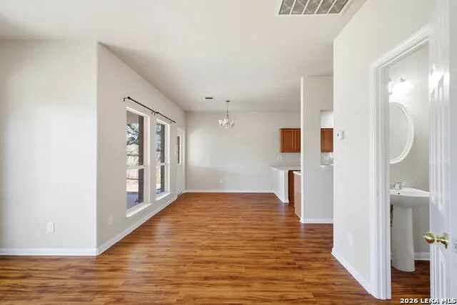 8631 Branch Hollow Universal City, TX 78148