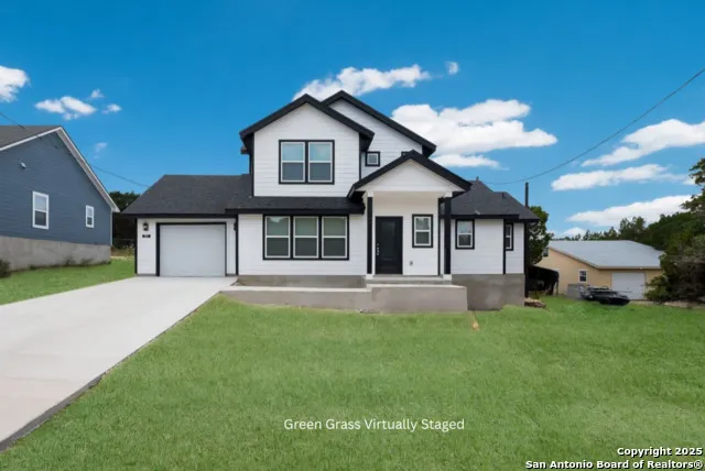 122 Hi View Lakehills, TX 78063