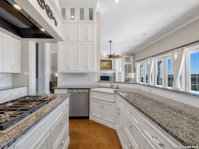 8514 Woodpecker Way San Antonio, TX 78256