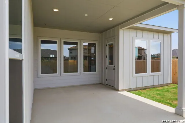 113 Travis Drive Castroville, TX 78009